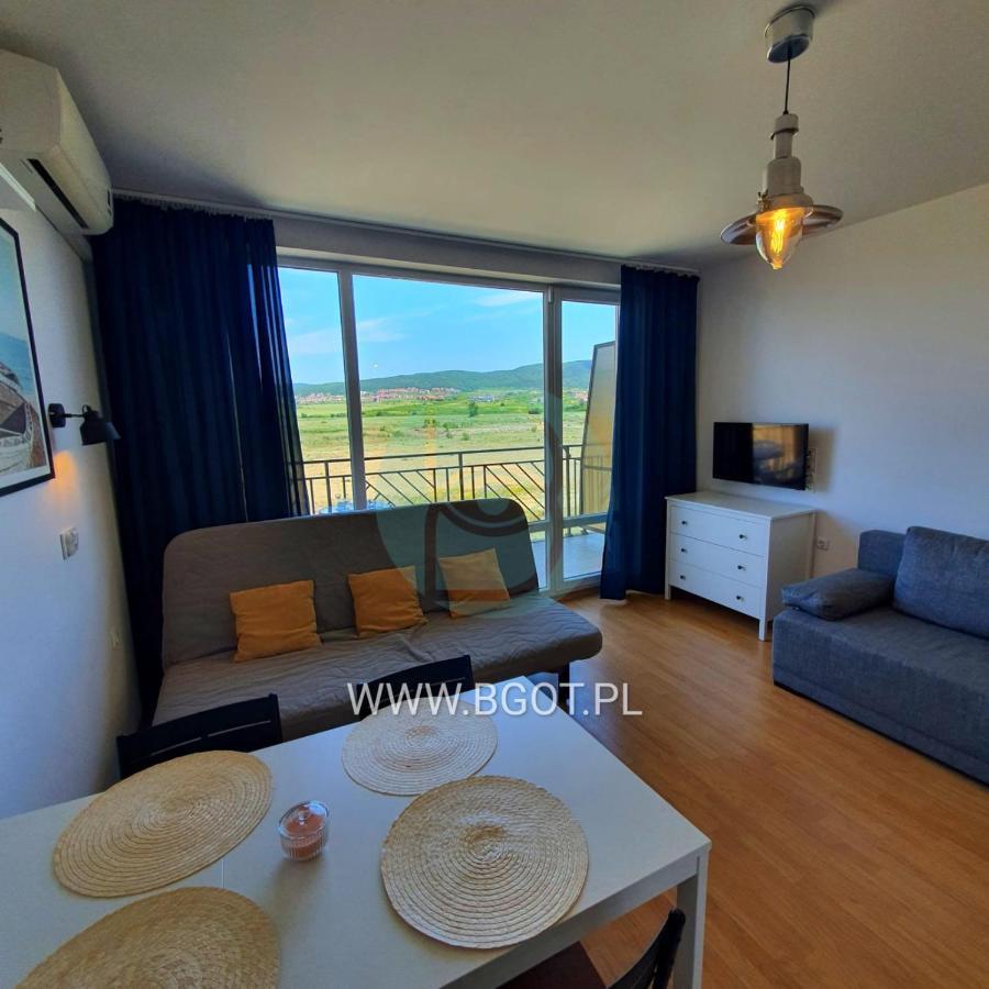Holiday Fort Golf Club - Premium Apartments Слънчев бряг Екстериор снимка