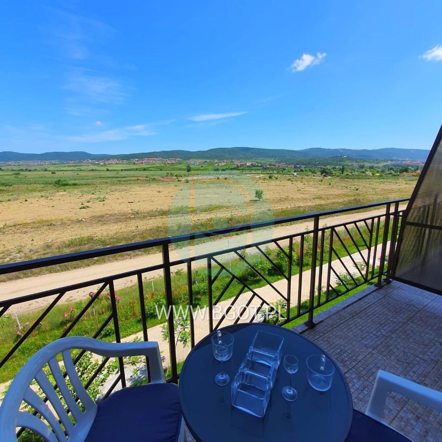 Holiday Fort Golf Club - Premium Apartments Слънчев бряг Екстериор снимка