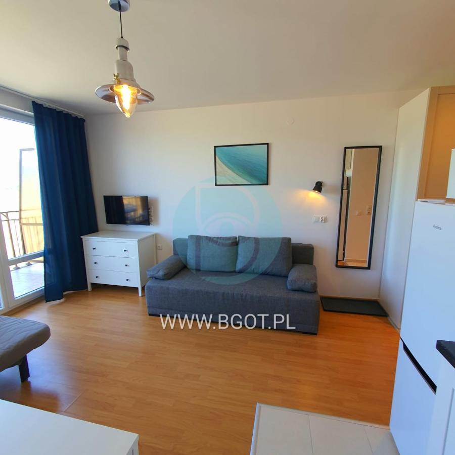 Holiday Fort Golf Club - Premium Apartments Слънчев бряг Екстериор снимка