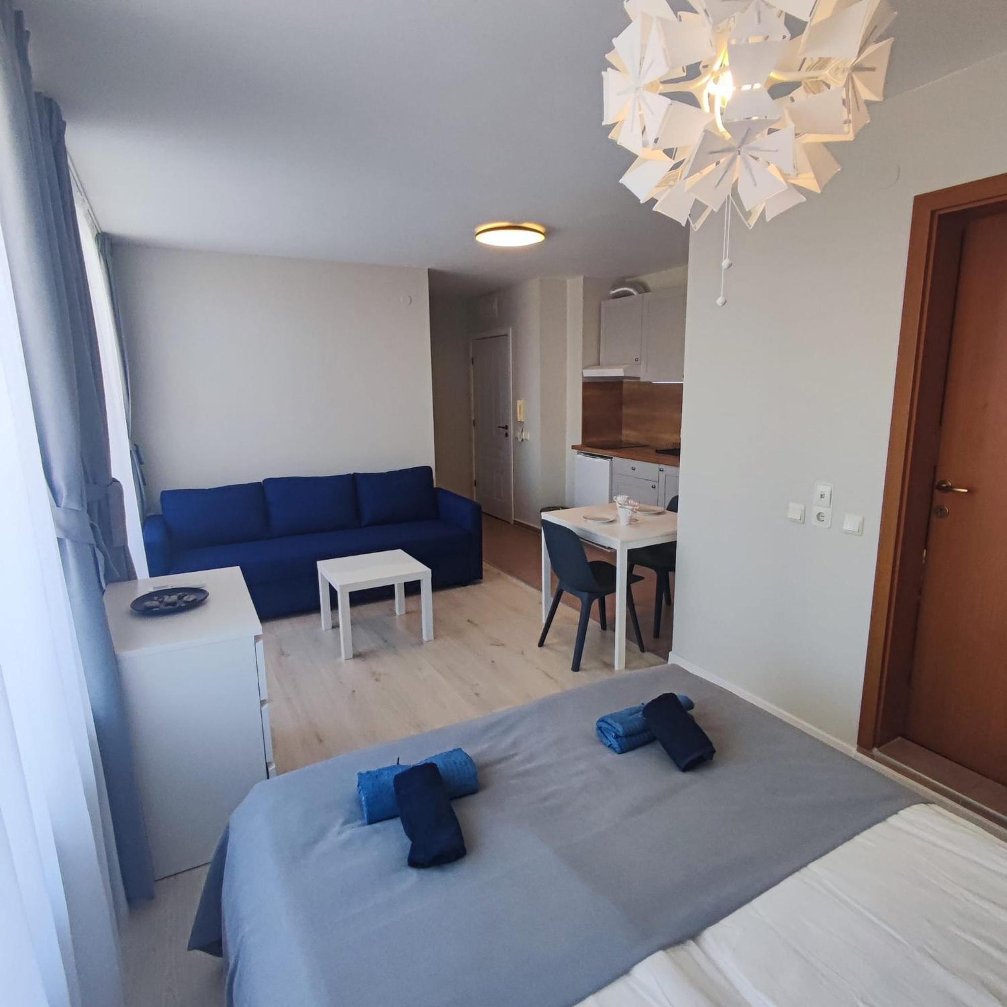 Holiday Fort Golf Club - Premium Apartments Слънчев бряг Екстериор снимка